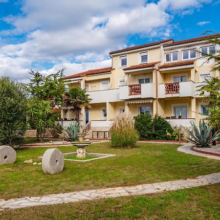 Apartments Strand Вир Екстер'єр фото